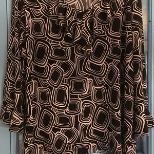 Womens size XL dressy top, black& white